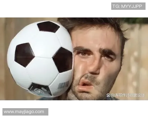 足球明星的幽默感揭秘他们场上场下的搞笑瞬间与生活趣事